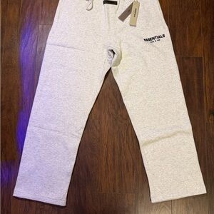 Essentials Fear Of God Sweatpants Light Oatmeal BRAND NEW ALL SIZES AUTHENTIC